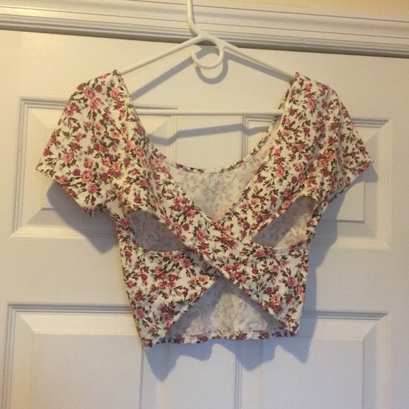F21 cross-back floral top - Picture 2 of 3
